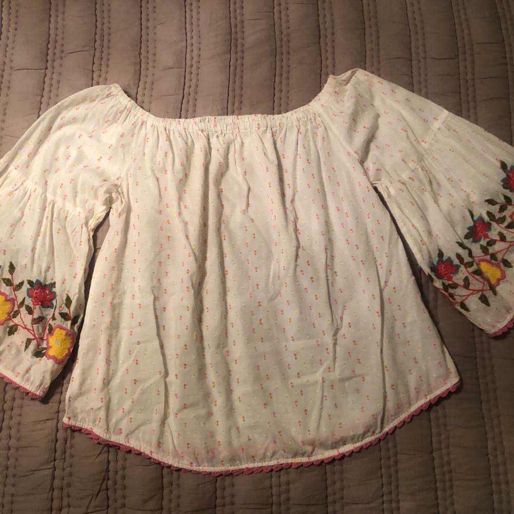 Ivy Jane Scalloped Edge Blouse Size M